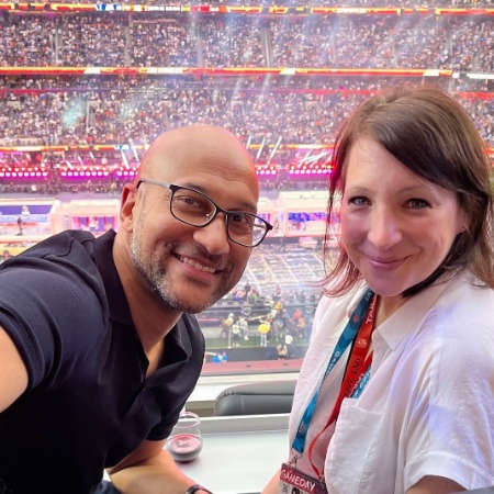 Elisa Pugliese and Keegan-Michael Key enjoying the national football league match